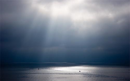 玄武湖：波光粼粼，风景怡人，岁月静好的背后还有蜿蜒曲折的历史
