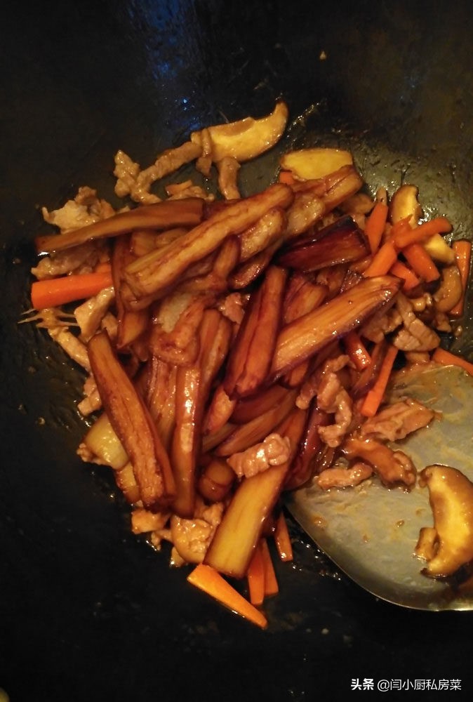 腊肉茄子丁的做法——小白学做菜！