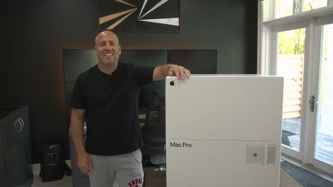 新款苹果 Mac Pro 拆解：不支持扩展内存、M2 Ultra 配大主板、大风
