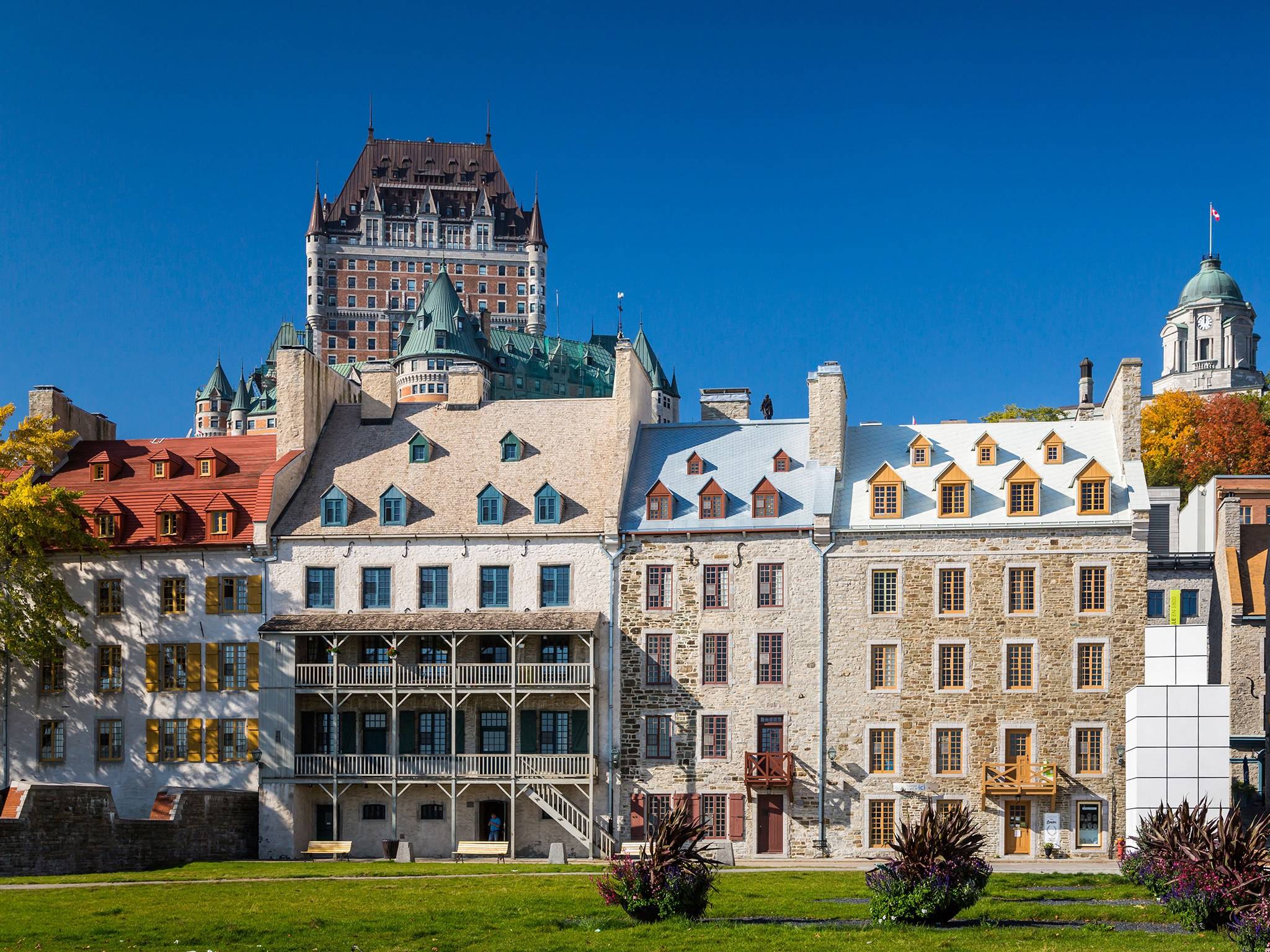 加拿大硕士留学申请秘籍1、必须具有大学四年本科学士学位