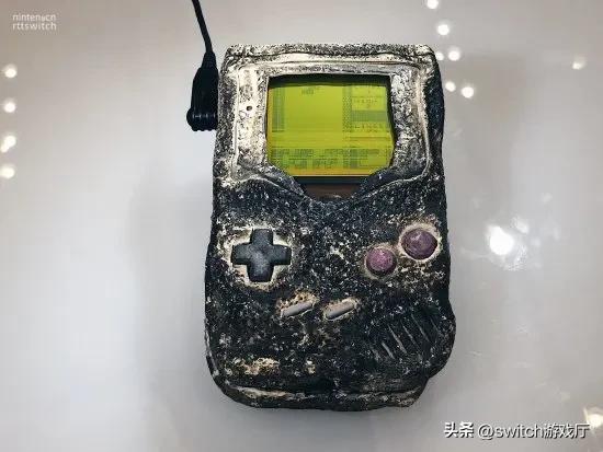 海湾战争中幸存的传奇 Game Boy“退役”：已从纽约任天堂展厅移除