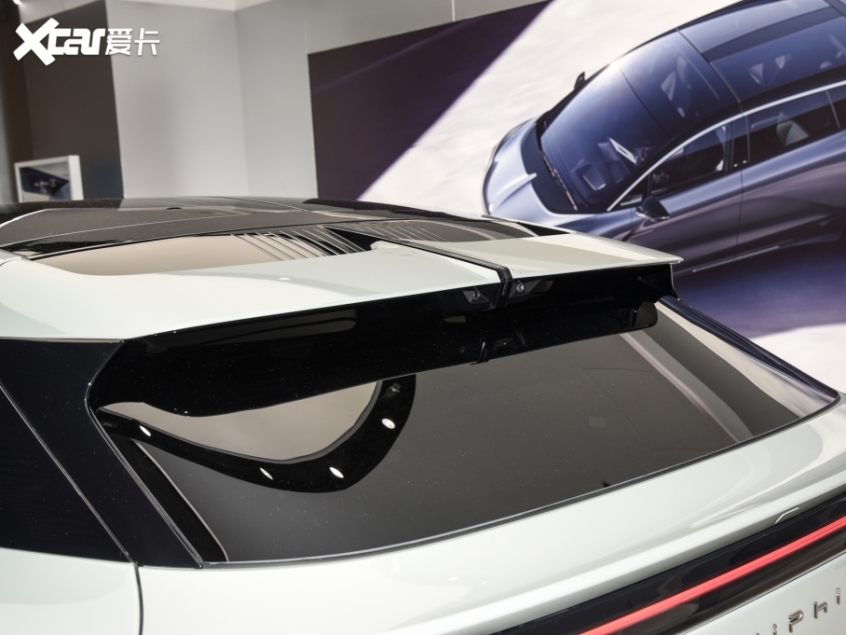 高合第三款新车 HiPhi Y 实车陆续到店，将于 7 月 15 日上市